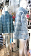 Load image into Gallery viewer, Natural Mink Fur Cape