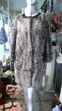 Load image into Gallery viewer, Modern Two Tonal Grey Silver Kalgan Lamb Fur Stroller Coat with Leather Detail
