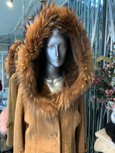 Load image into Gallery viewer, Genuine Sheepskin Short Coat with Tanuki Fur Trim Hood
