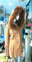 Load image into Gallery viewer, Genuine Sheepskin Short Coat with Tanuki Fur Trim Hood
