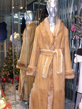 Load image into Gallery viewer, Warm Genuine Shearling Fur Coat Rust Tan ITALY--Shasa Designer
